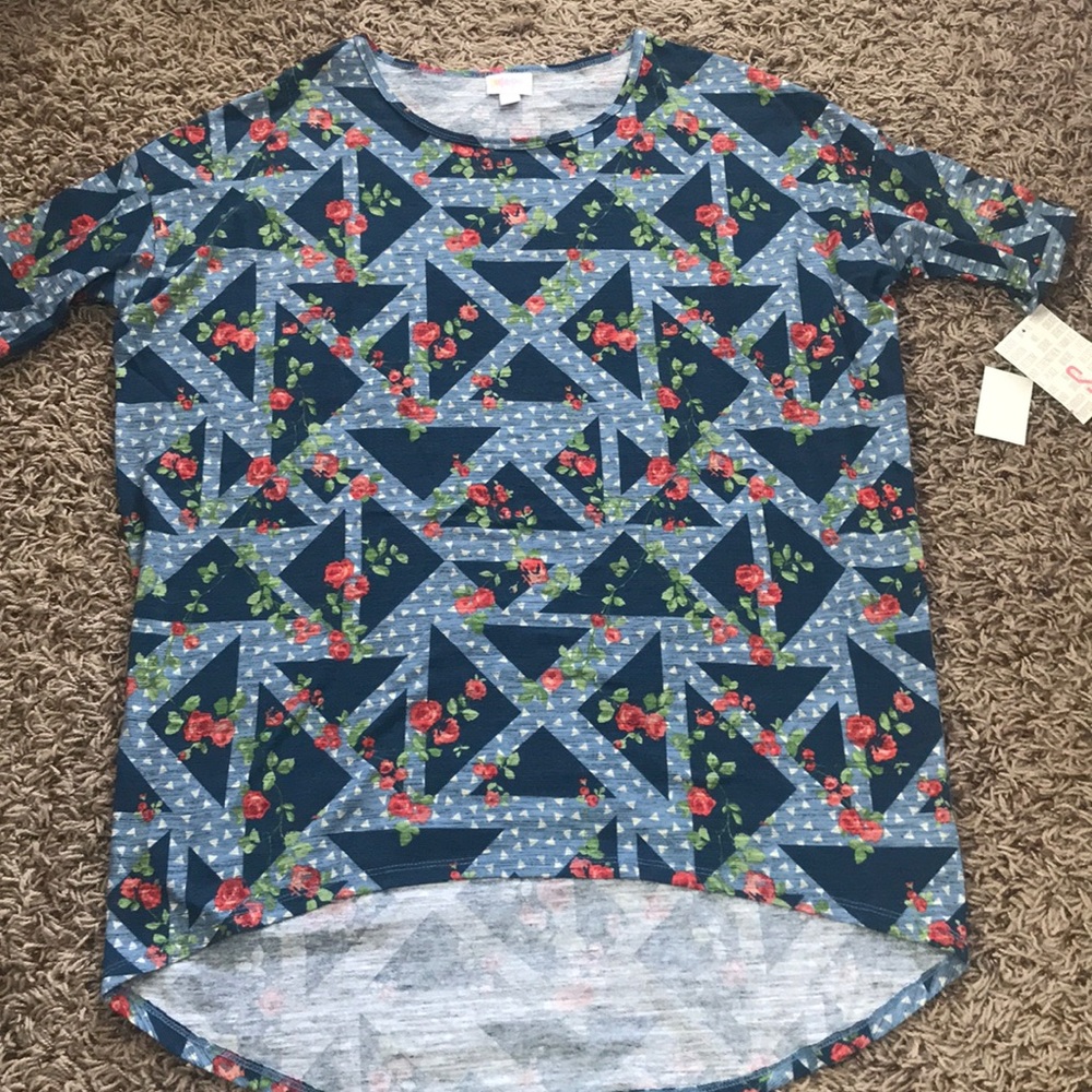 NWT LuLaRoe Small Rose Irma Tunic